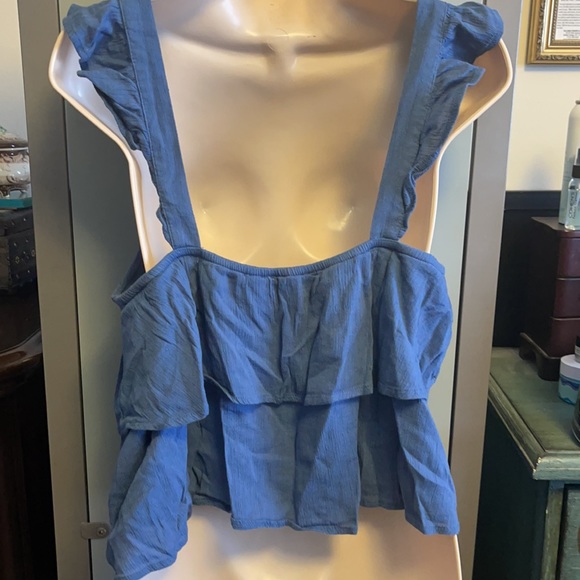 American Eagle top - Picture 3 of 4